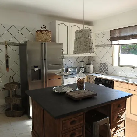 La Cavale En T5 160m² Daire *